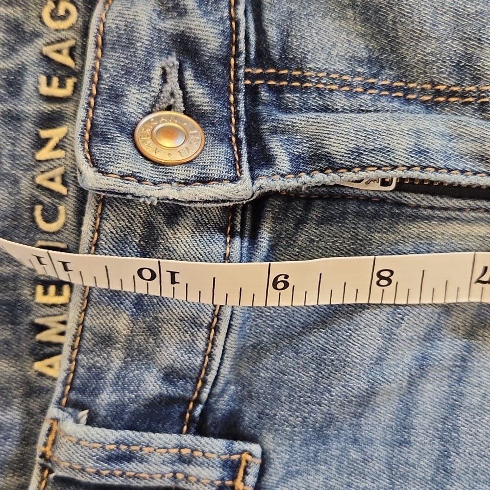 American Eagle Distressed Flare Jeans 8 Long - Picture 8 of 11